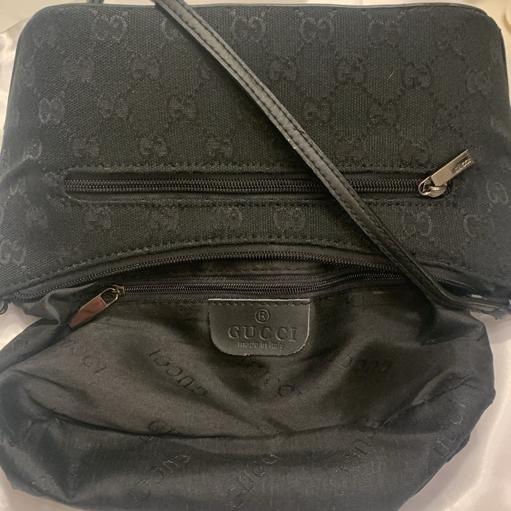 Gucci Boat Pochette Bag - Picture 8 of 16